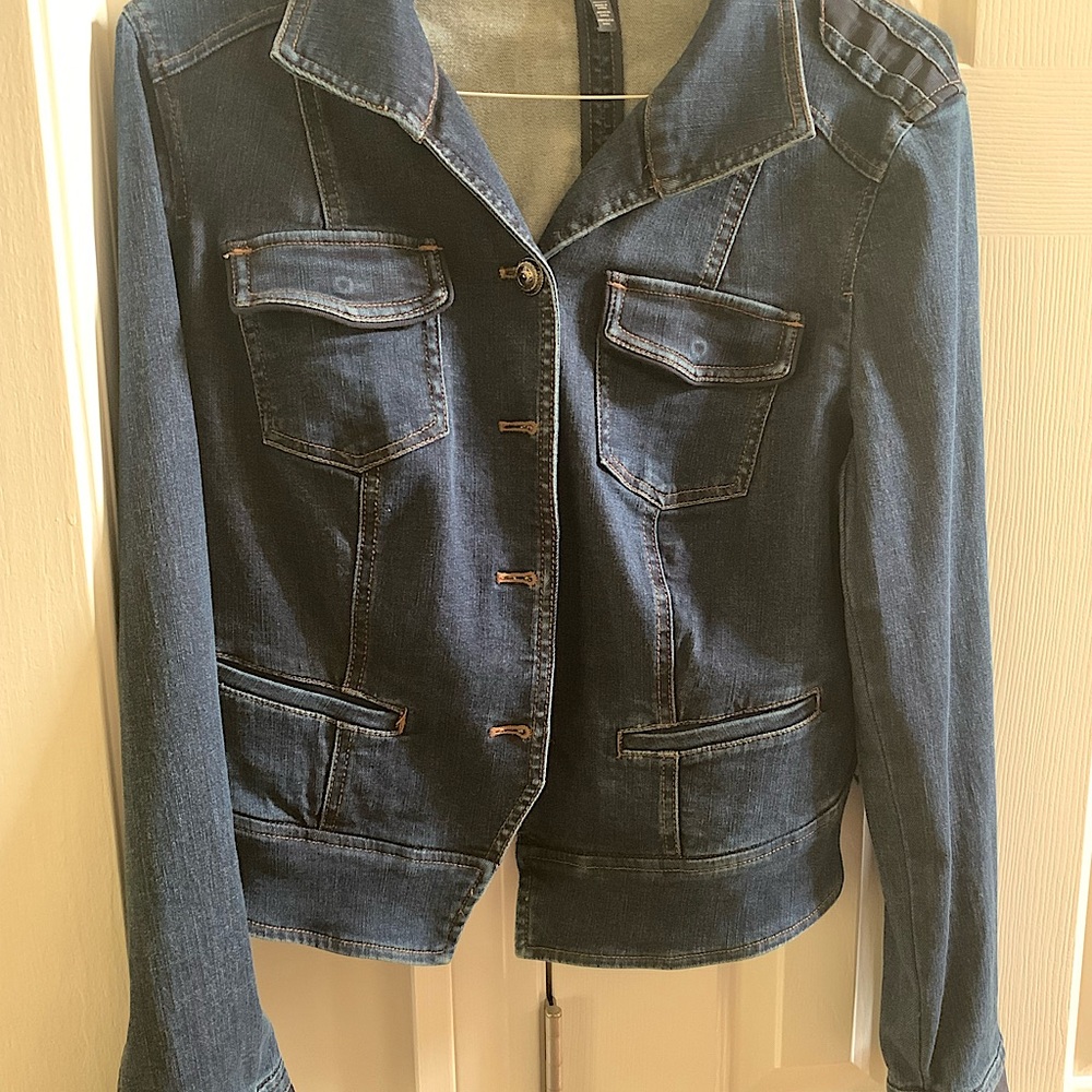White House Black Market denim jacket Sz 12